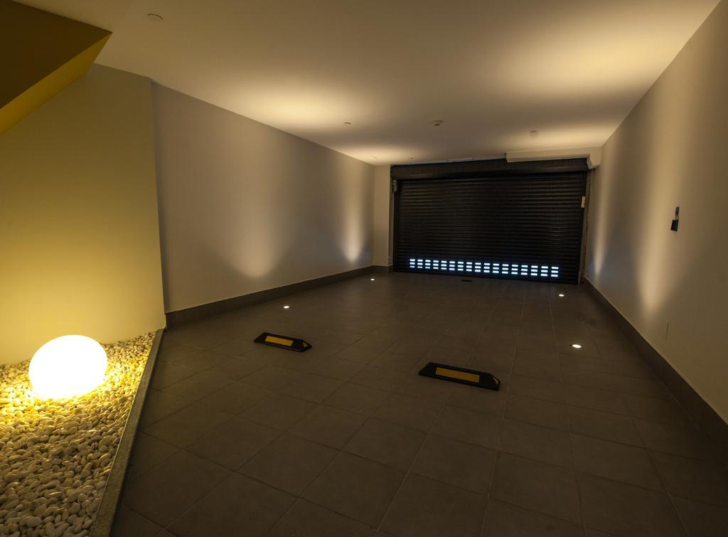 Hotel Loob Madrid (Adults Only) Torrejon de Ardoz Exterior photo